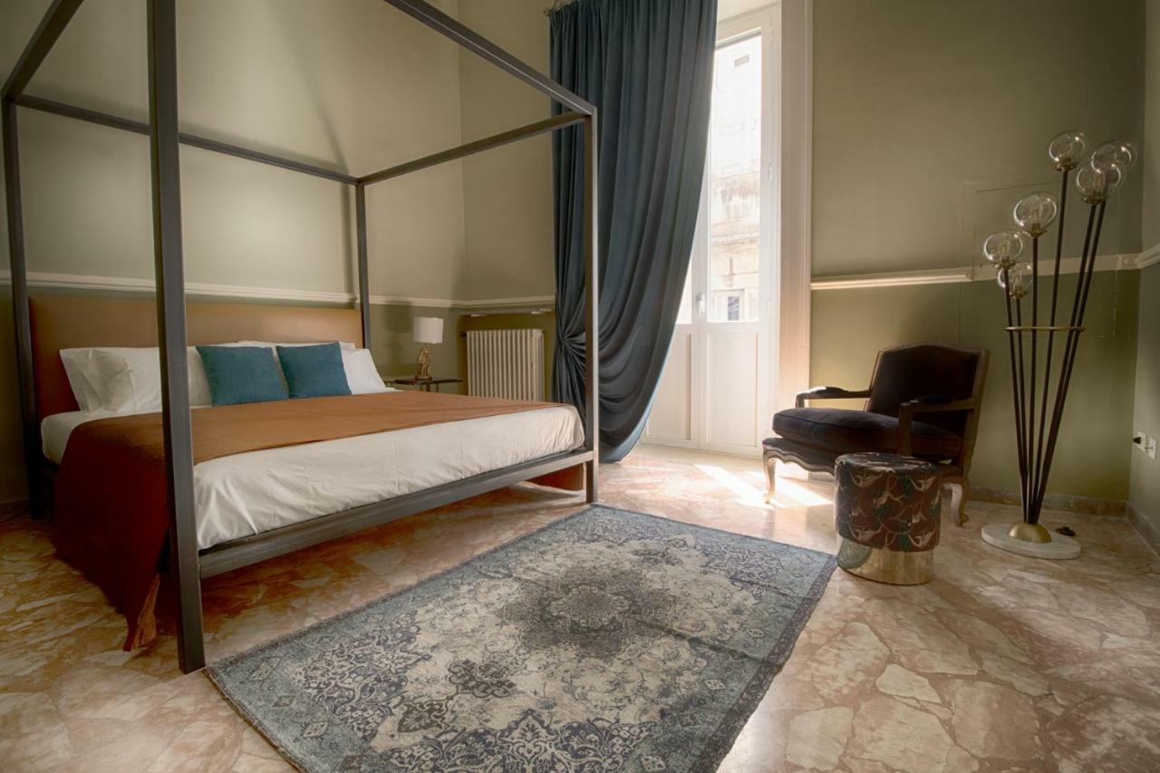 Palazzo Forleo Luxury Apartment - Treb Collection Lecce Kültér fotó