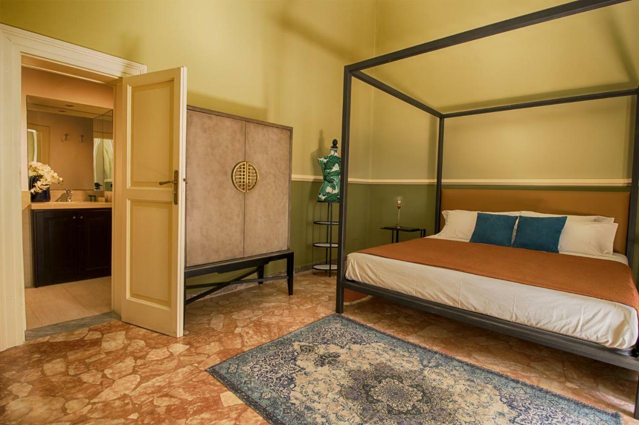 Palazzo Forleo Luxury Apartment - Treb Collection Lecce Kültér fotó
