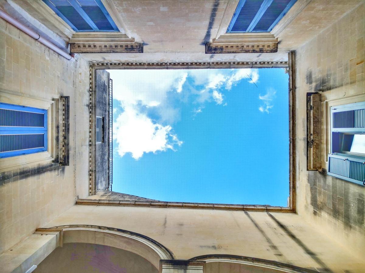Palazzo Forleo Luxury Apartment - Treb Collection Lecce Kültér fotó