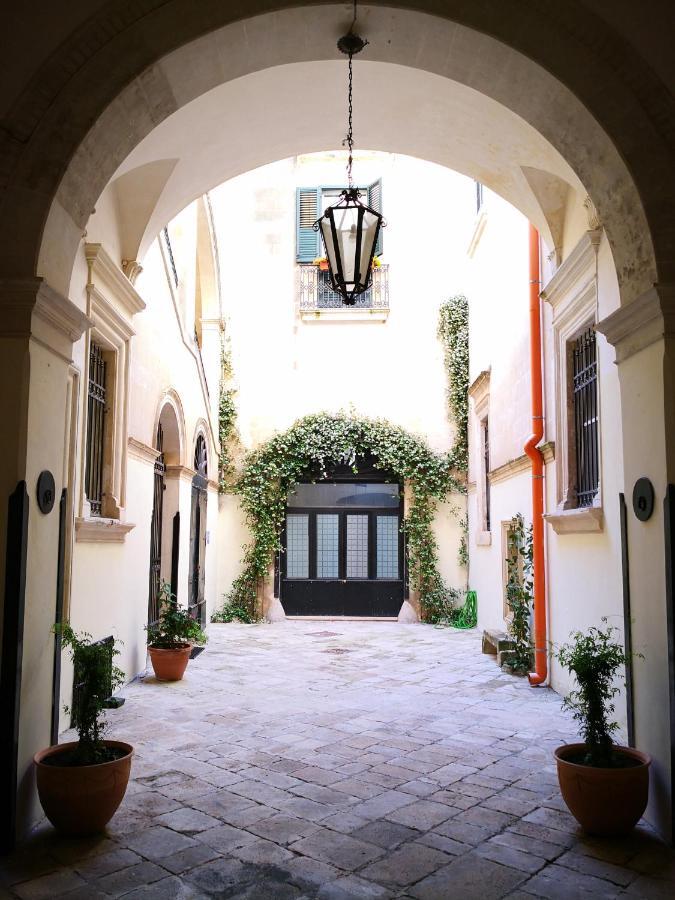Palazzo Forleo Luxury Apartment - Treb Collection Lecce Kültér fotó